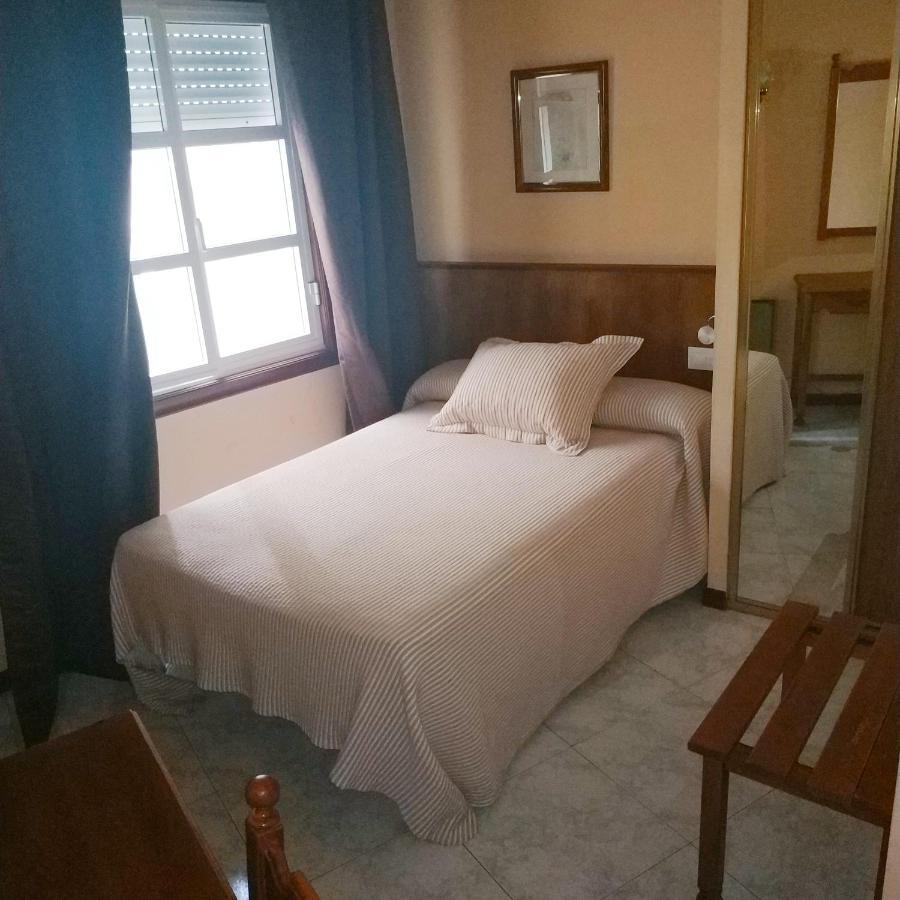 Hotel Cristaleiro กอนโดมาร์ ภายนอก รูปภาพ